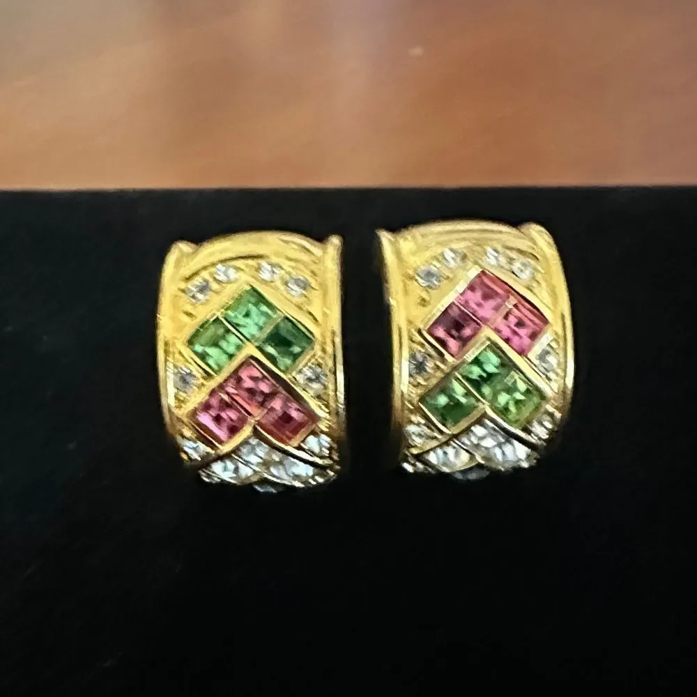 Joan Rivers stunning these